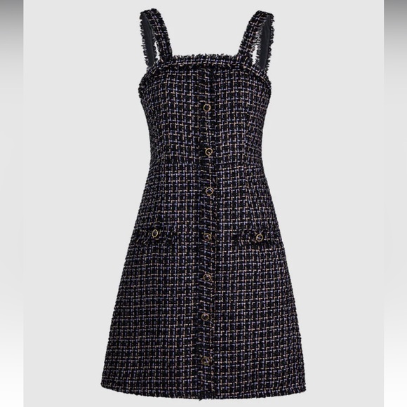 Urban Revivo Tweed Dress - Picture 4 of 11